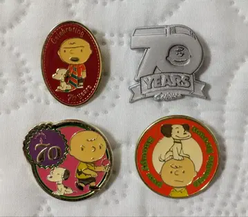[PEANUTS] 70주년 기념 브로치 스누피 찰리