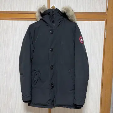 CANADA GOOSE 블랙 다운 자켓