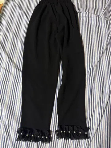 프릴 장식 블랙 여성 팬츠 M 사이즈