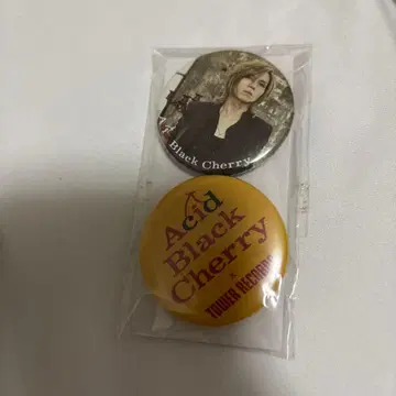 Acid Black Cherry 배지 세트