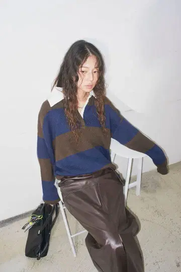 라거 니트 풀오버 + 에코 가죽 백 슬릿 펜슬 스커트 (2SET)