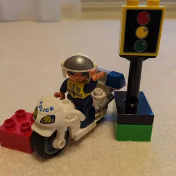레고 LEGO duplo 5679 폴리스 바이크