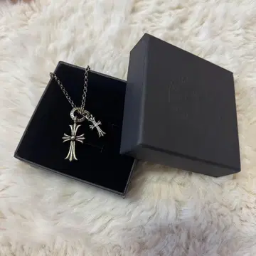 실버 크로스 모티브 목걸이
