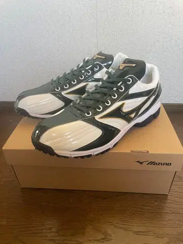 미즈노 한정판 끈식 업슈즈 화이트 x 그린 x 골드 27.5cm