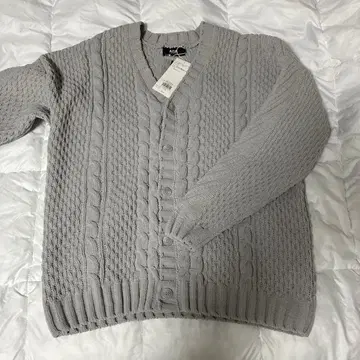 [ 미사용 ] AZUL 가디건