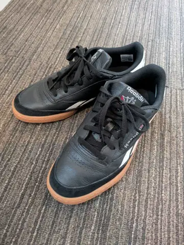 리복 스니커즈 블랙/검솔