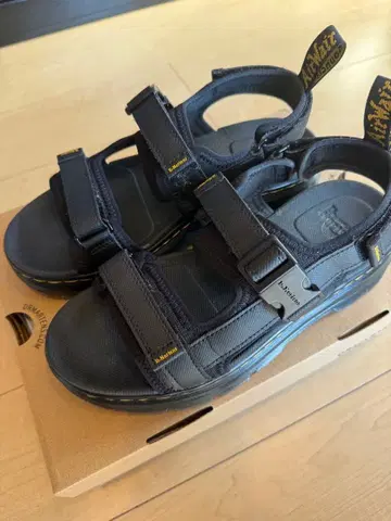 Dr.Martens FORSTER SANDAL 26471001 BLACK