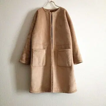 어반 리서치 로쏘 보아 안감 무스탕풍 노카라 코트 베이지