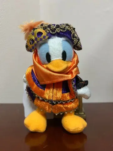 디즈니씨 할로윈 도날드 인형 배지 2010