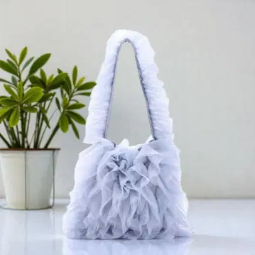 프릴 디자인 핸드백 라이트 그레이