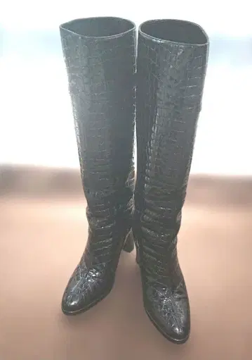 FRUYA 블랙 크로커다일풍 롱 부츠