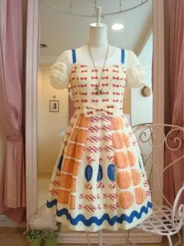 에밀리 템플큐트 비스킷 캔디 프린트 원피스