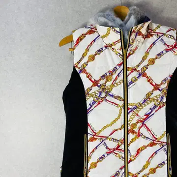 VIVA HEART 체인 패턴 다운 베스트 40 사이즈