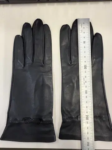 미사용품 블랙 가죽 장갑 : 8 사이즈