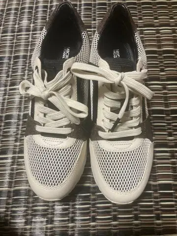 MARC JACOBS 메쉬 스니커즈