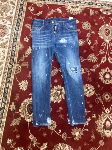 디스퀘어드 스케이터 진 44