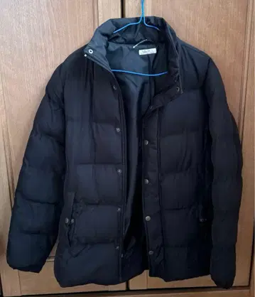 Valman 블랙 다운 자켓 L 사이즈