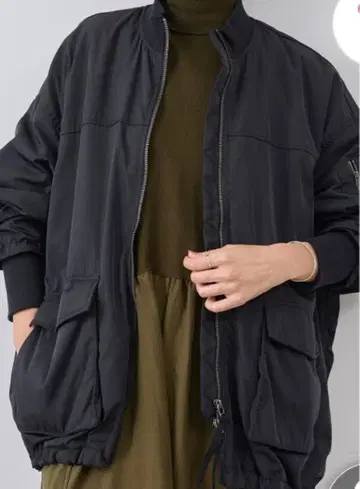 비어즐리 BEARDSLEY 플레어 MA-1 블루종 블랙