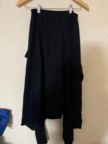 ALGONQUINS 사루엘 팬츠