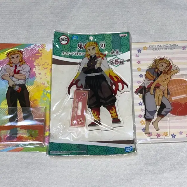 귀멸의 칼날 귀칼 렌고쿠 쿄쥬로 아크릴 스탠드 3종