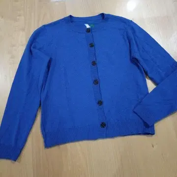 캐릭터 오클러스 울 혼방 가디건 원 포인트 새 블루 레리안