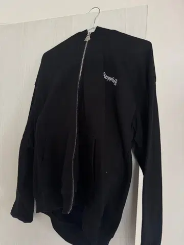 supplier 블랙 후드티