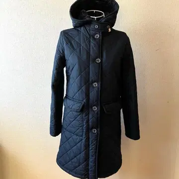 [ 새상품급 ] 매킨토시 퀼팅 코트 롱 보아 안감 로고 버튼 네이비