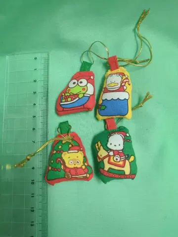 당시 산리오 프리미엄 크리스마스 포차코 오너먼트 페클