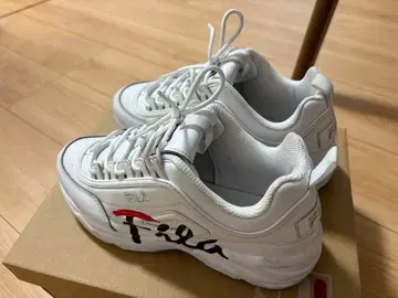 FILA 화이트 스니커즈