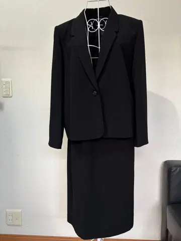 새상품급 블랙 포멀 13호 스커트 수트 셋업 관혼상제 졸업식