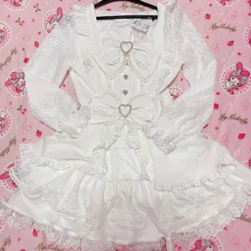 택 포함 새상품 리즈리사 프론트 카슈쿨 BIG 리본 셋업 화이트