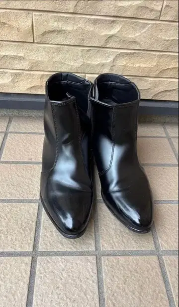 블랙 가죽 지퍼 부츠 nugu