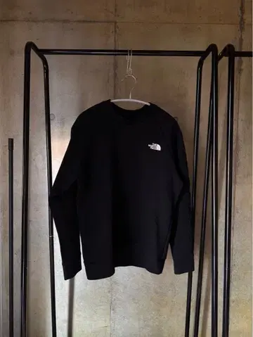 THE NORTH FACE 트레이닝복 블랙 S