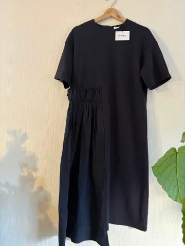 [ MUVEIL ] 이소재 프릴 원피스