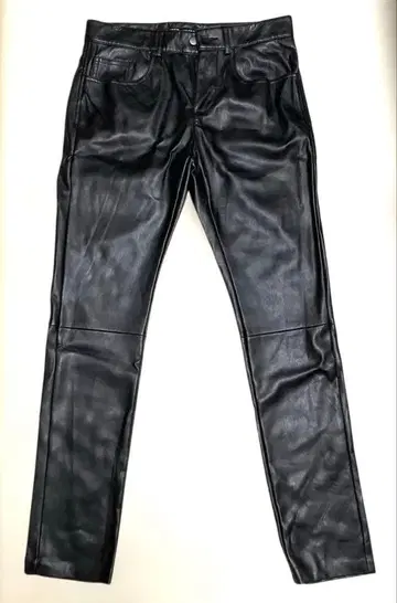 ZARA 인조 가죽 팬츠