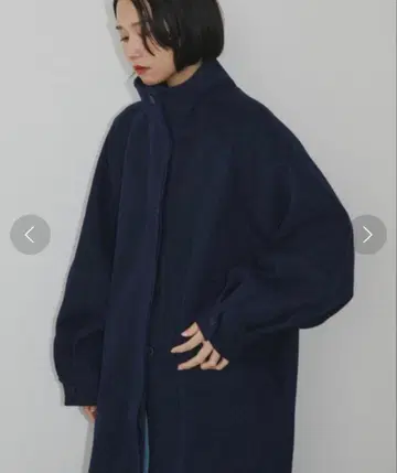 듀이 스탠드 칼라 롱 코트 네이비