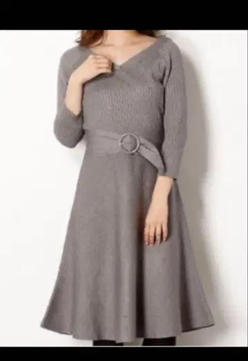 Mystrada 그레이 리브 V넥 원피스 벨트 포함