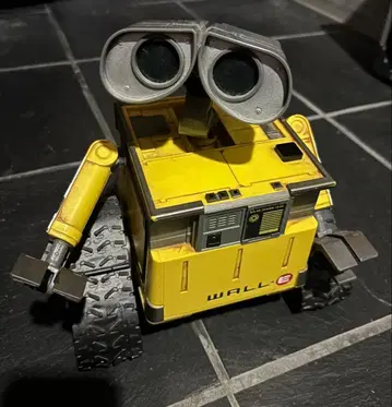 WALL-E 피규어