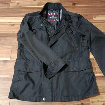 Aquascutum 블랙 밀리터리 자켓