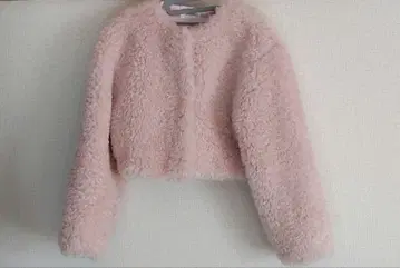 SNIDEL 인기 숏 기장 보아 아우터