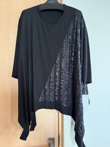 새상품 벨포니 변형 상의 블랙