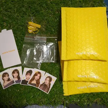 맘스터치 포토 키링 르세라핌 4종