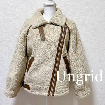 Ungrid 언그리드 미들 기장 보아 무스탕 아이보리 블루종 아우터