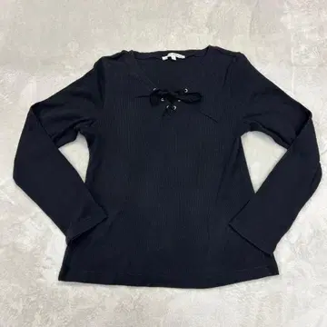 새상품급 LAURA ASHLEY 블랙 레이스업 T셔츠 L