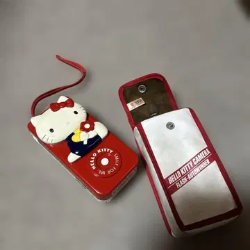 연말 가격 인하 산리오 헬로키티 카메라 플래시 포함 정크제품