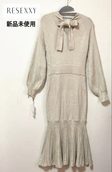 미사용 새상품 RESEXXY 니트 원피스 머메이드