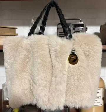 페넬 미사용 브레이드 핸들 퍼 백