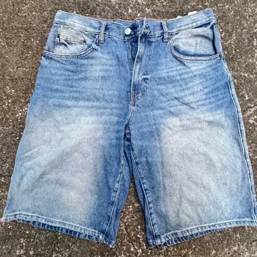 ZARA 데님 숏팬츠 EUR 44