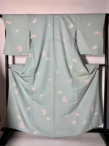 연한 그린 이중 기모노 코몬 순수 실크