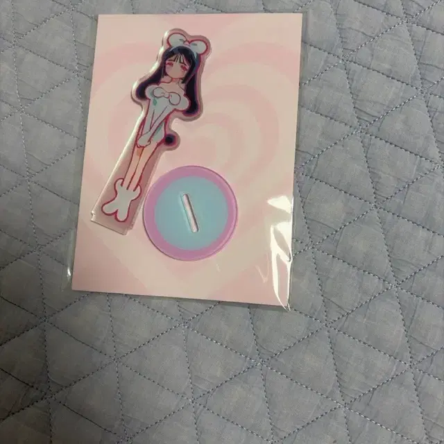 에이스테 수아 토끼 아크릴 스탠드